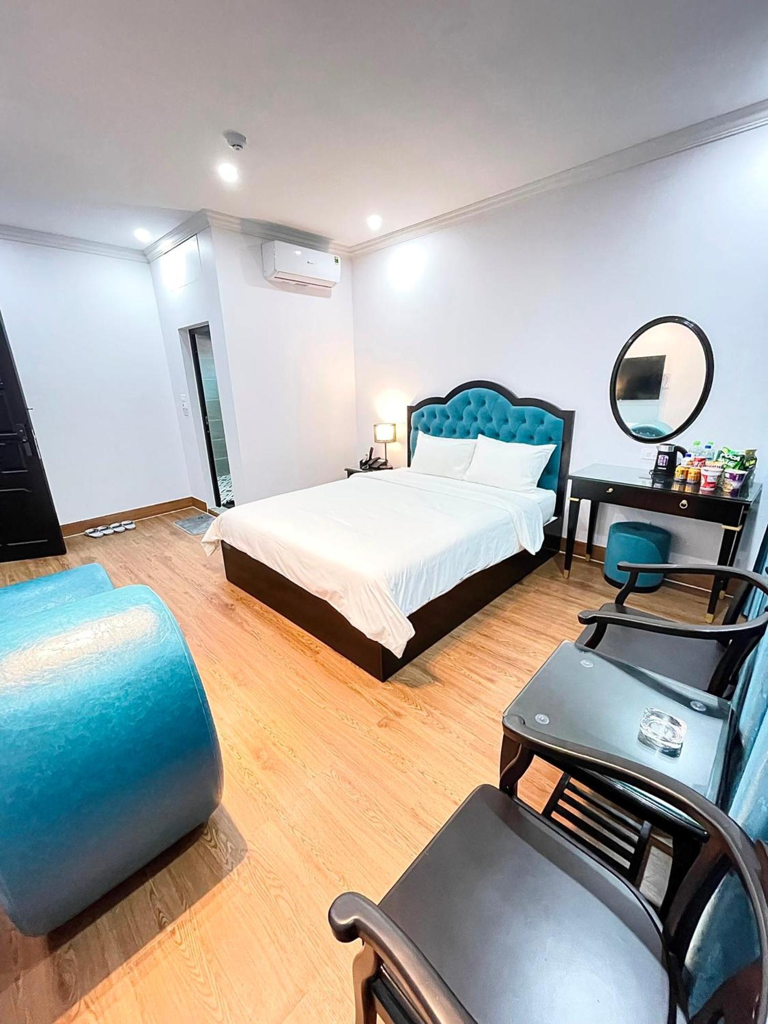 Nhat Tan Hotel Hanoi Bagian luar foto