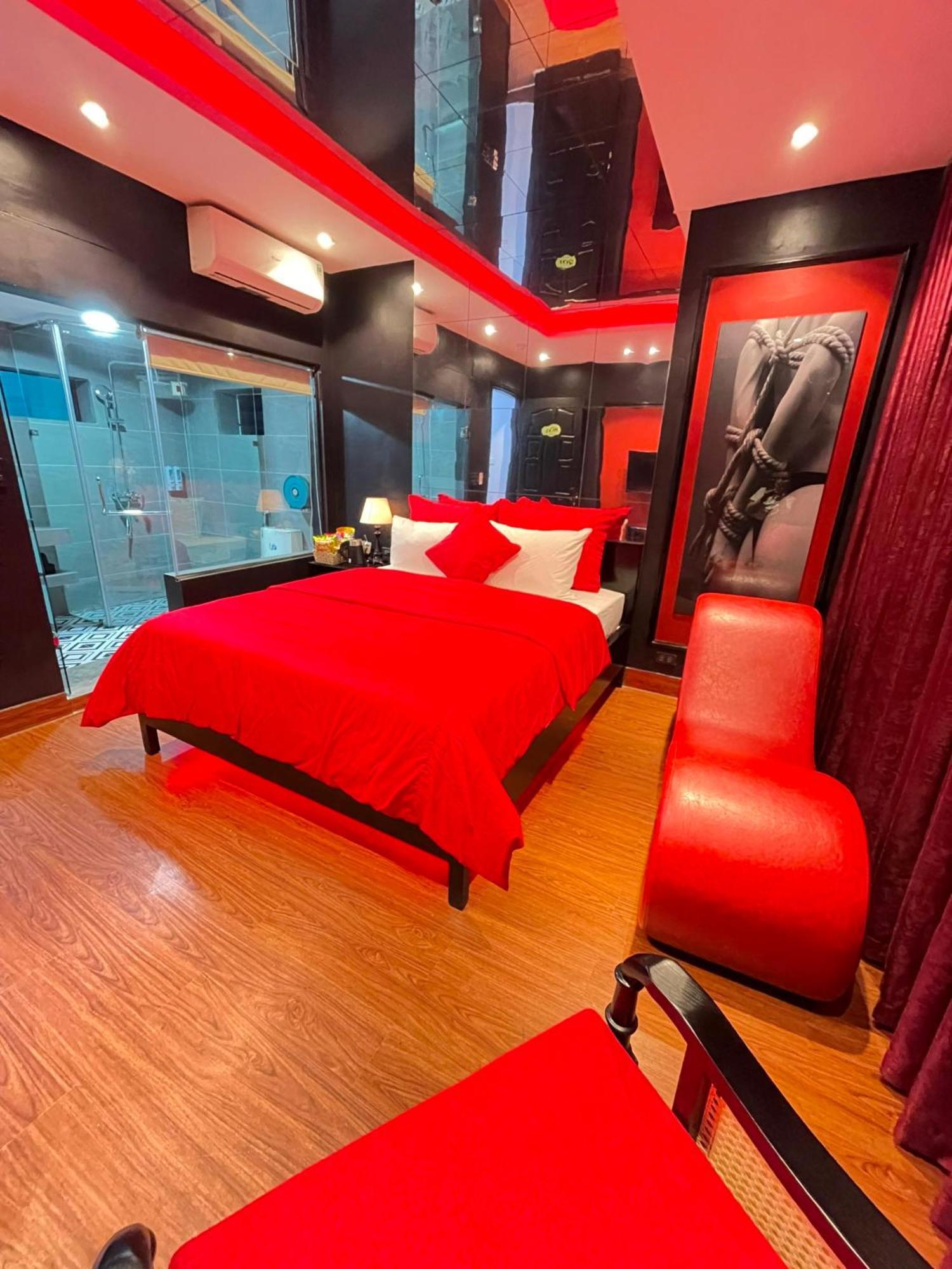Nhat Tan Hotel Hanoi Bagian luar foto