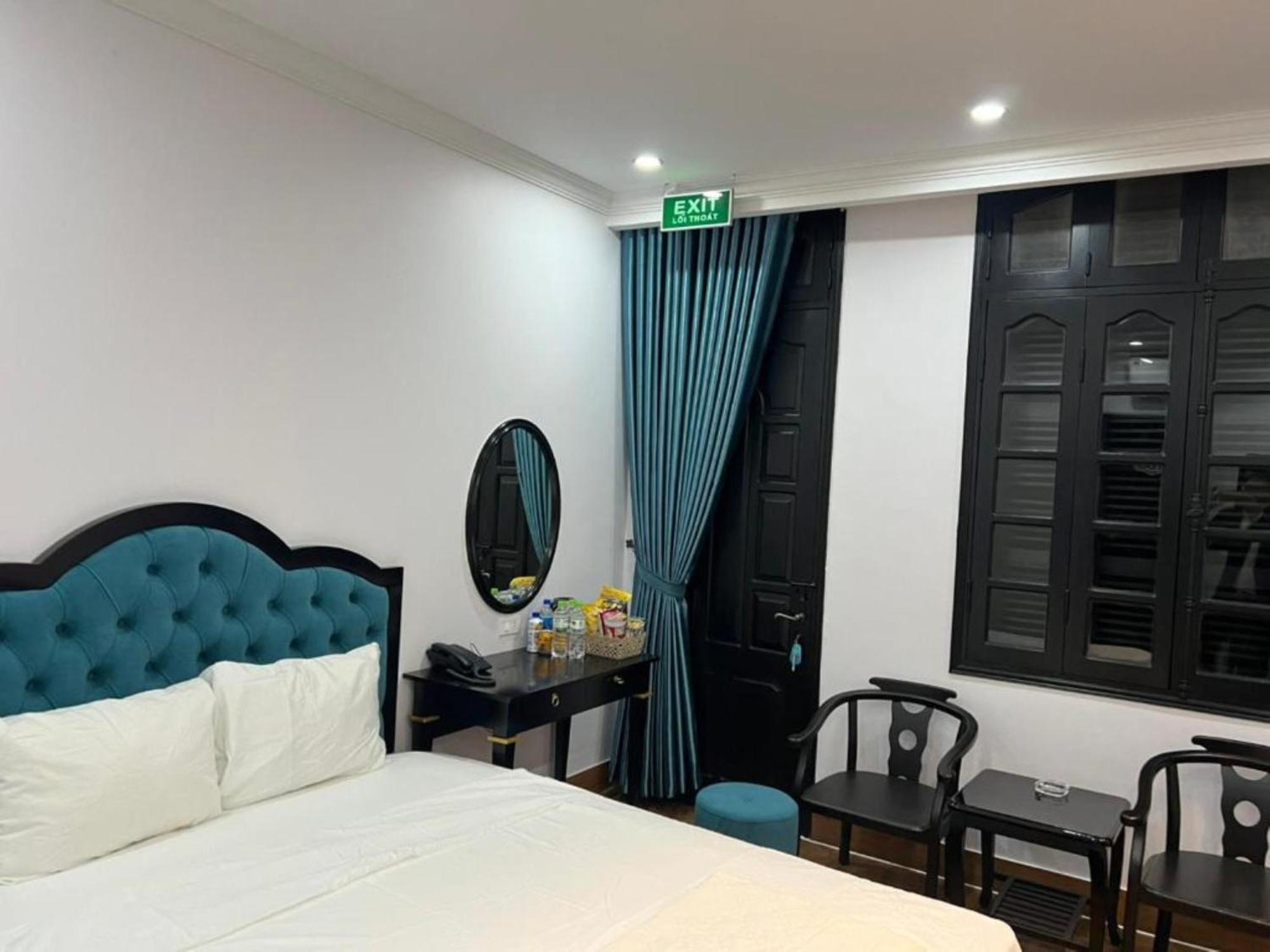 Nhat Tan Hotel Hanoi Bagian luar foto