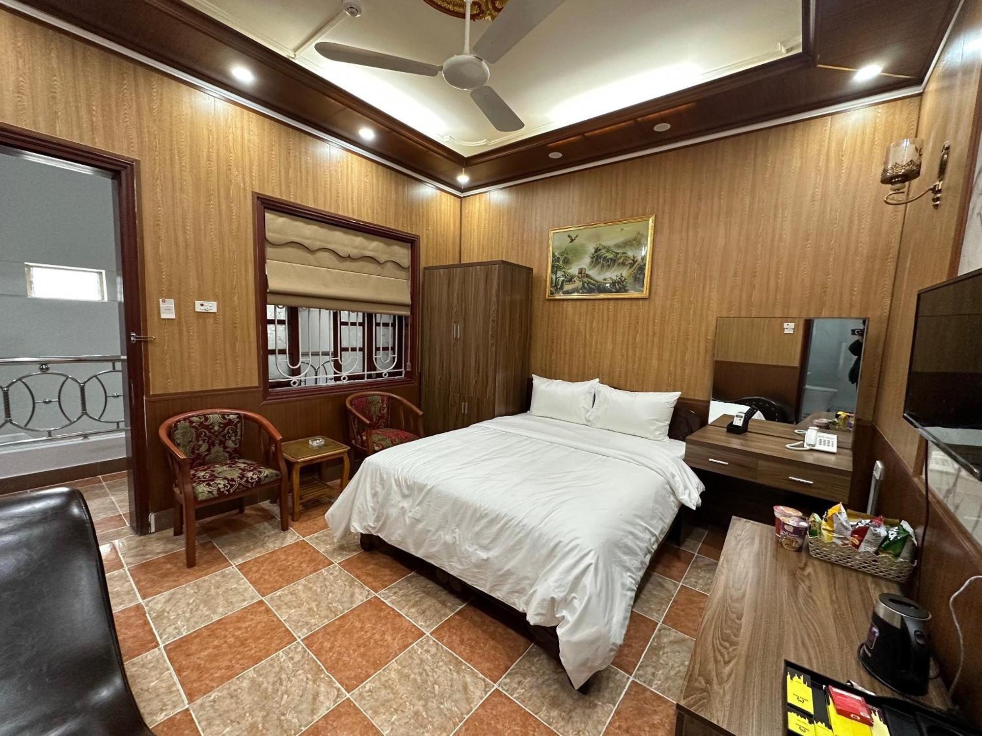 Nhat Tan Hotel Hanoi Bagian luar foto